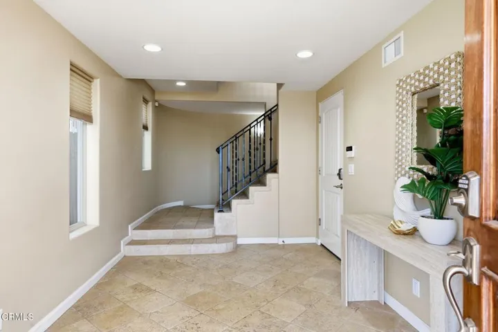 4-web-or-mls-4-4029 Sunset Ln _ - Copy