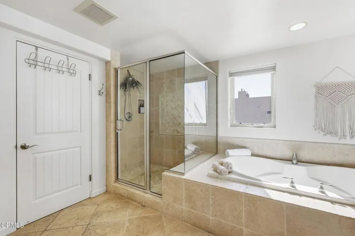 26-web-or-mls-26-4029 Sunset Ln _ - Copy