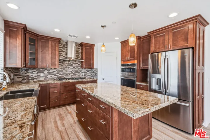 7765 Elwood Street, Joshua Tree, California 92252 — photo 5