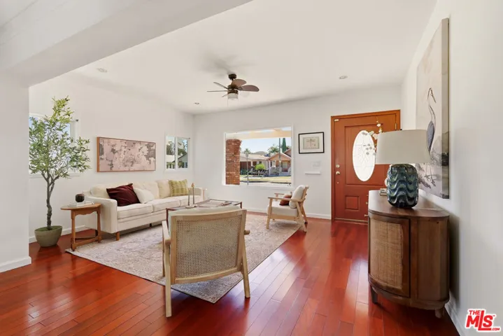 1825 Middleton Place, Los Angeles, California 90062 — photo 5