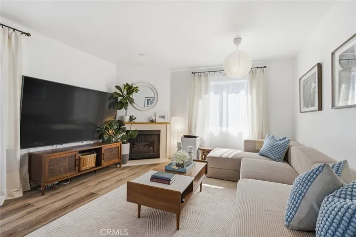 524 Nebraska 204, Long Beach, California 90802 — photo 5
