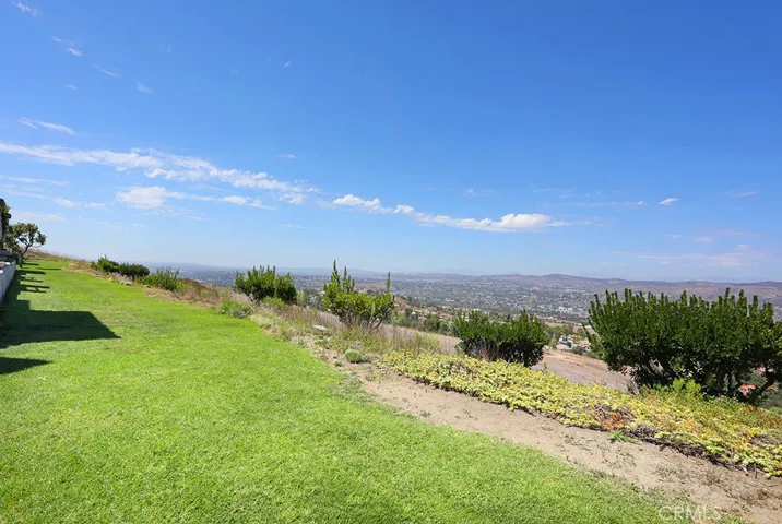 7839 E Viewrim Drive, Anaheim, California 92808 — photo 4