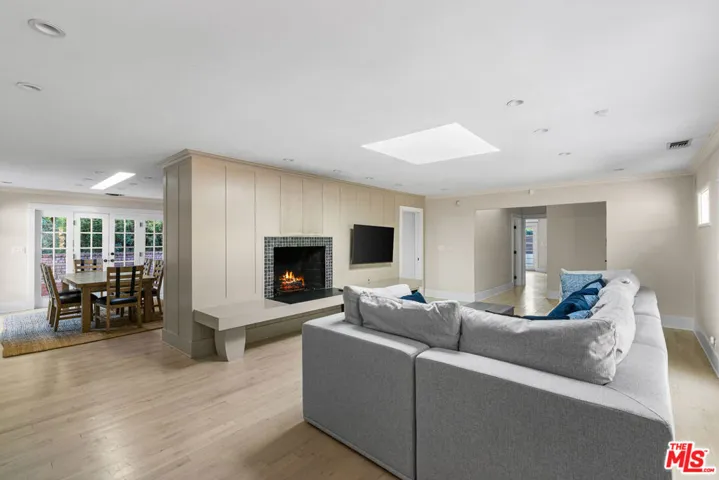 9520 Gloaming Drive, Beverly Hills, California 90210 — photo 4