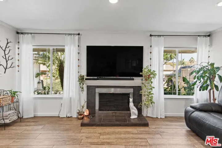 20426 Delight Street, Canyon Country, California 91351 — photo 5