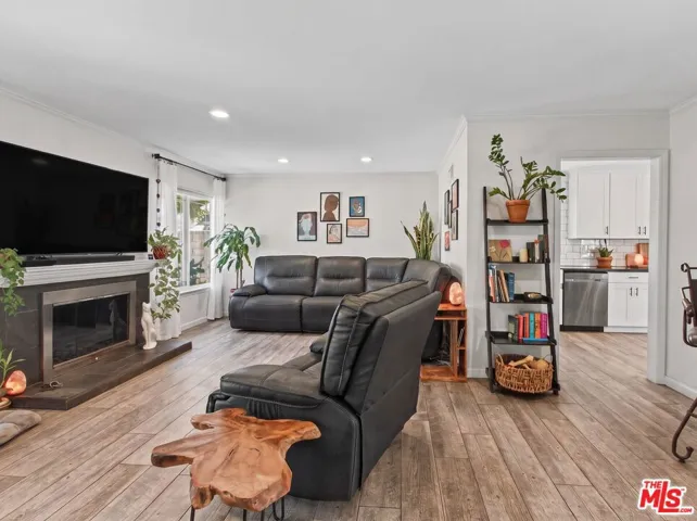 20426 Delight Street, Canyon Country, California 91351 — photo 4