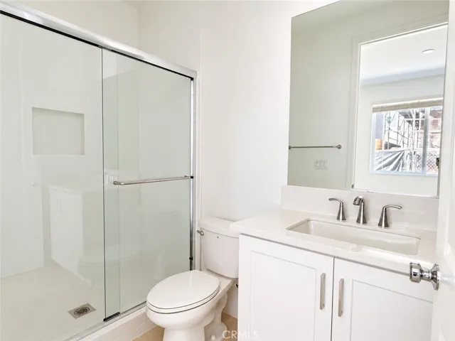 713 Sonia, Irvine, California 92618 — photo 5