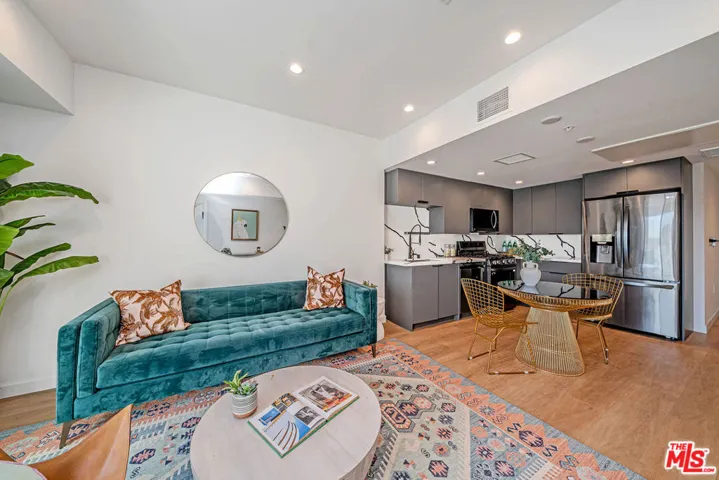 321 Oxford Avenue Ph6, Los Angeles, California 90020 — photo 5