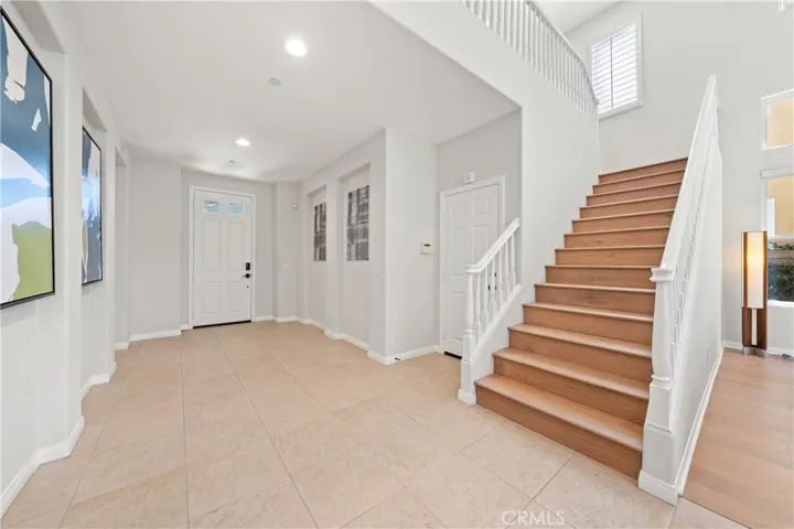 25 Garnet, Irvine, California 92620 — photo 4