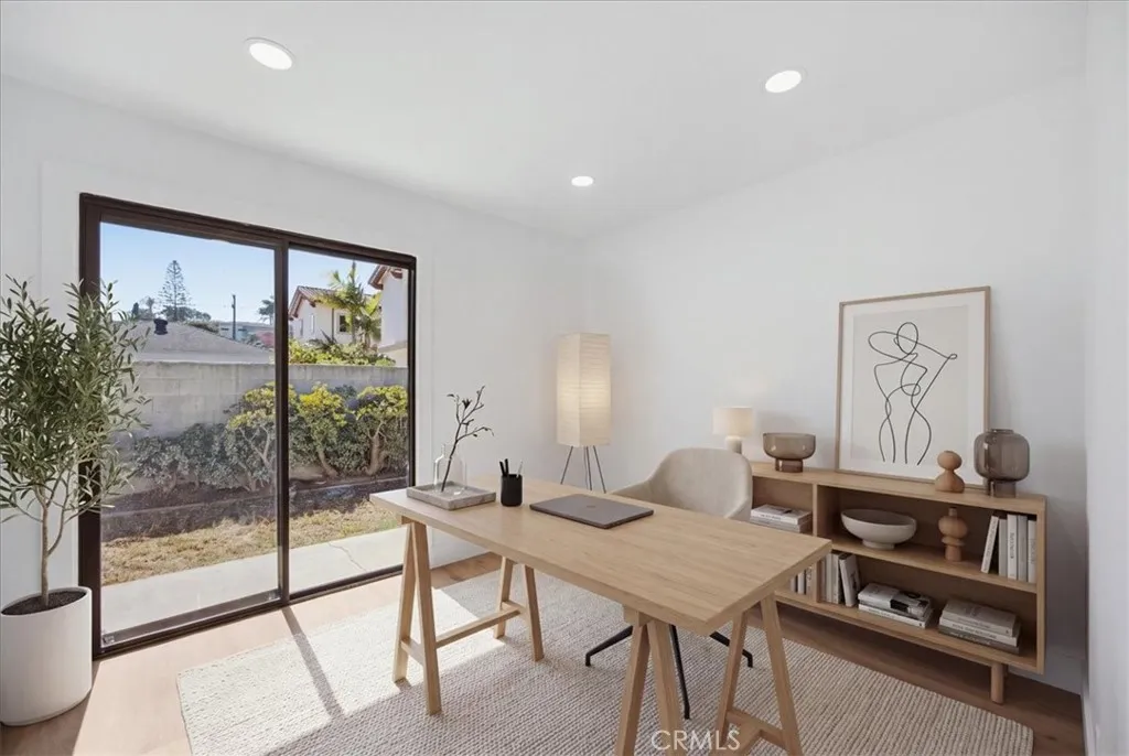 Virtually Staged Depicting Design Options in one of the 3 bedrooms Virtually Staged Depicting Design Options in one of the 3 bedrooms