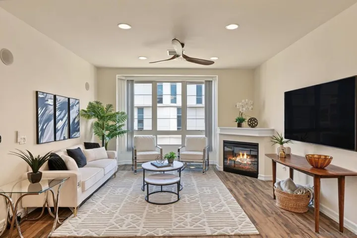 1465 C 3407, San Diego, California 92101 — photo 4