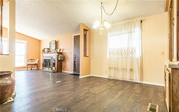 14000 El Evado Road 91, Victorville, California 92392 — photo 5