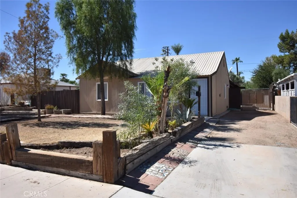 545 N 4th