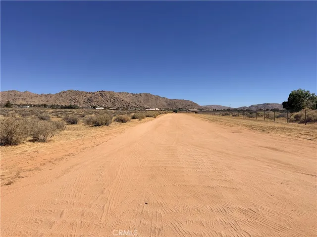 0 Tonikan Road, Apple Valley, California 92307 — photo 4