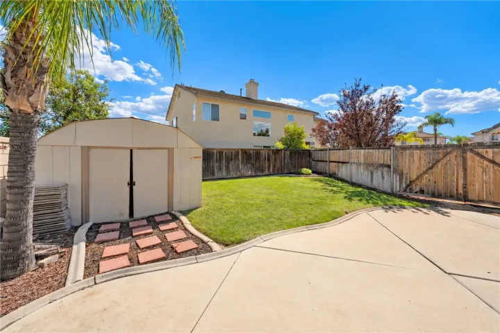 26840 Redwood, Murrieta, California 92563 — photo 5
