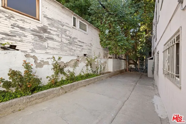 438 S Rampart Boulevard, Los Angeles, California 90057 — photo 5