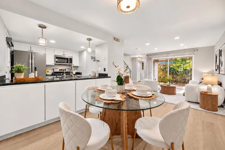 205 Red Oak Drive P, Sunnyvale, California 94086 — photo 5