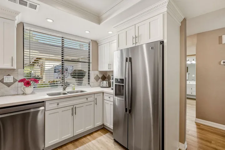 303 Villena Way, Palm Desert, California 92260 — photo 5