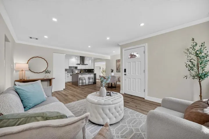 586 Borregas Avenue, Sunnyvale, California 94085 — photo 5