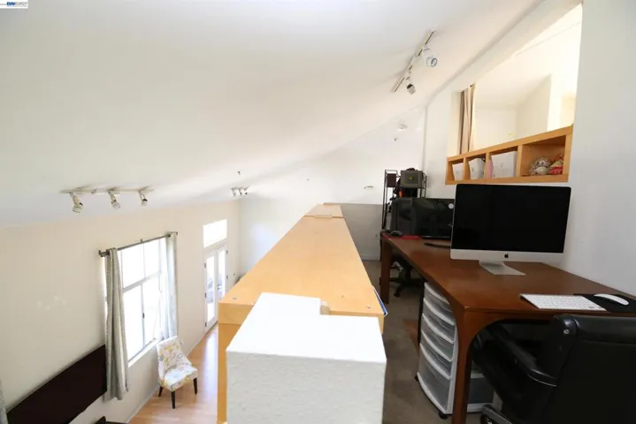 425 28th St 201a, Oakland, California 94609 — photo 4