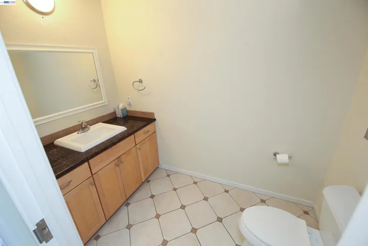 425 28th St 201a, Oakland, California 94609 — photo 5