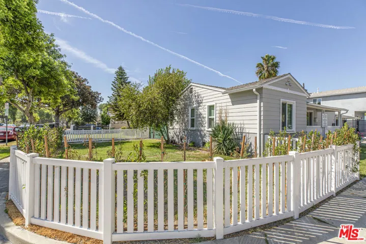 715 S Lake Street, Burbank, California 91502 — photo 5