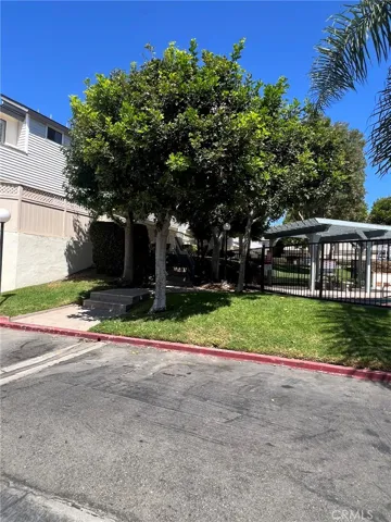 15111 Freeman Avenue 35, Lawndale, California 90260 — photo 4