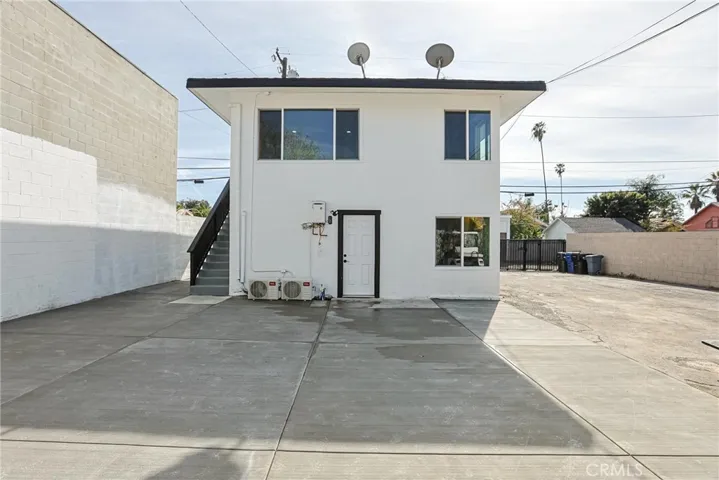 440 W Holt, Pomona, California 91768 — photo 4