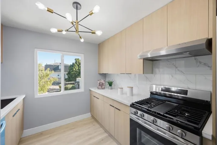 16522 Foothill Boulevard, Castro Valley, California 94578 — photo 4