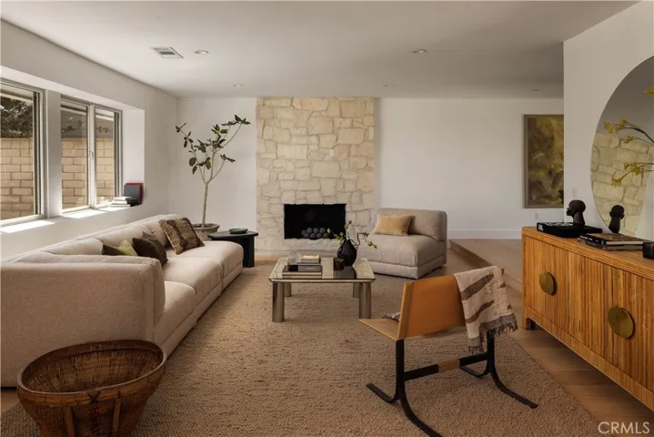 1806 Hummingbird Drive, Costa Mesa, California 92626 — photo 5