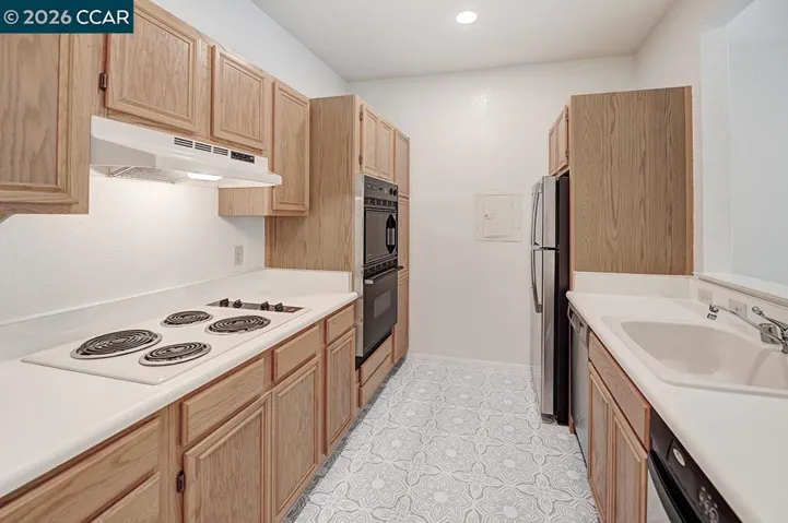 1860 Tice Creek Dr 1218, Walnut Creek, California 94595 — photo 4