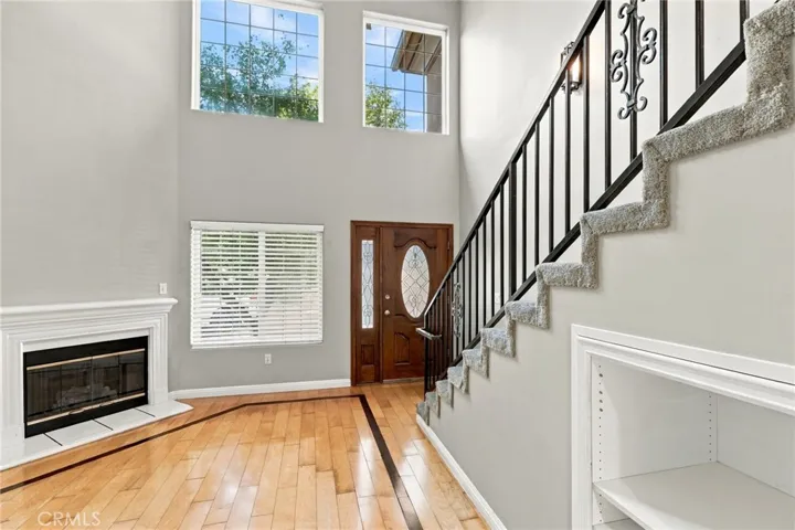 10235 Oklahoma 2, Chatsworth, California 91311 — photo 5