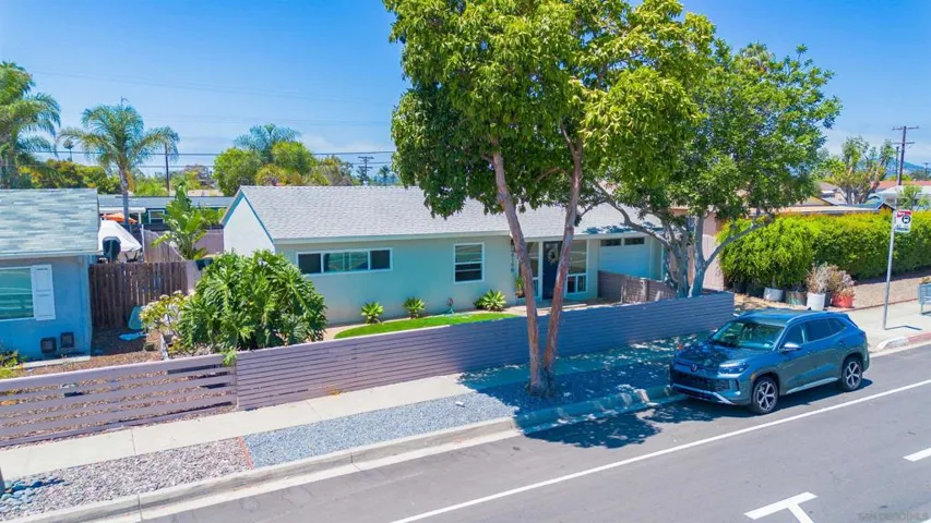 4190 Clairemont Dr, San Diego, California 92117 — photo 4