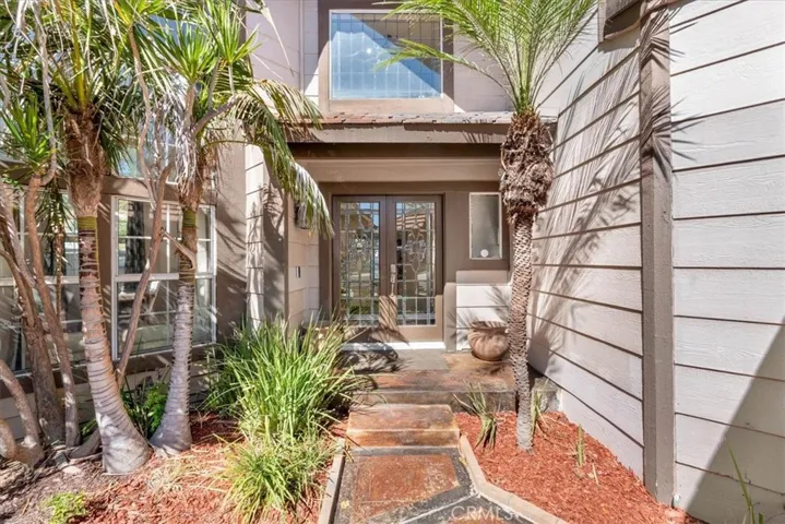 588 Hillsborough, Corona, California 92879 — photo 5