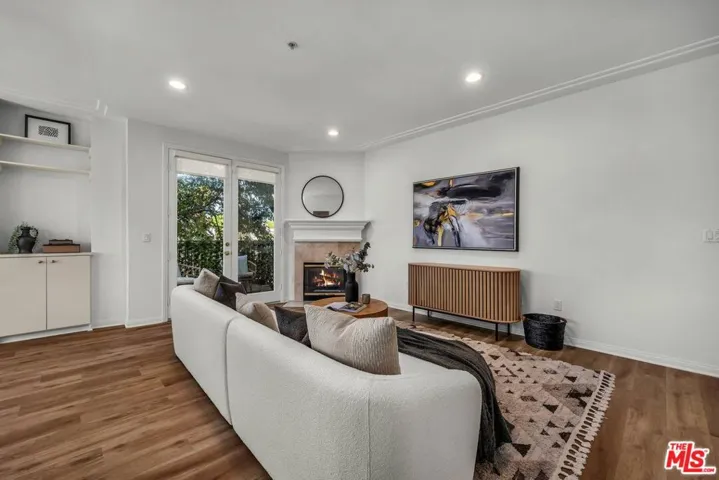 1100 S Clark Drive 201, Los Angeles, California 90035 — photo 5