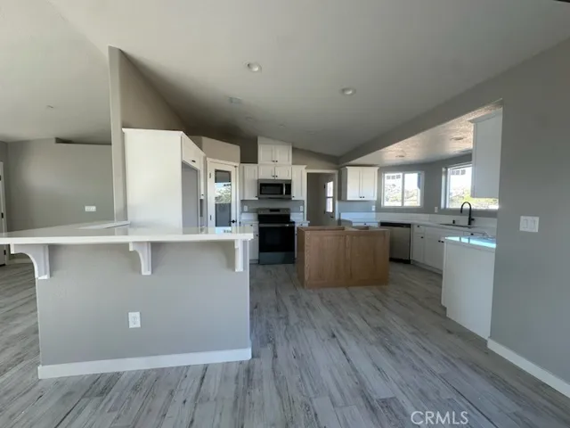 15355 Straight Arrow, Apple Valley, California 92307 — photo 5