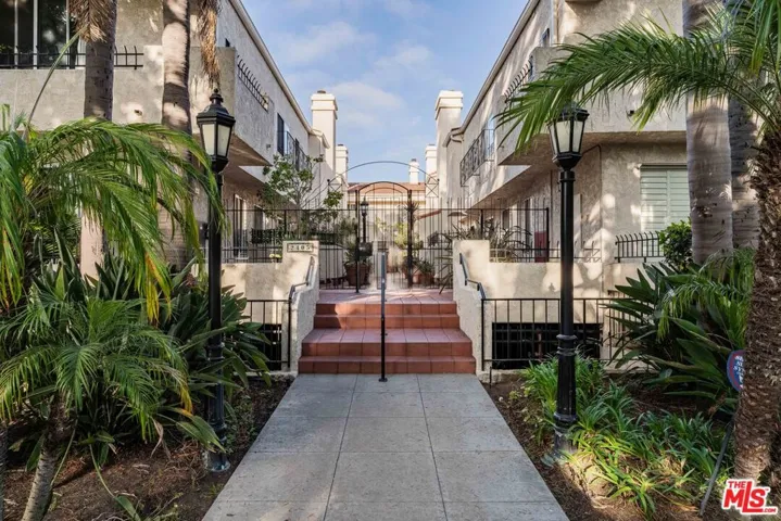 2405 34th Street 27, Santa Monica, California 90405 — photo 4