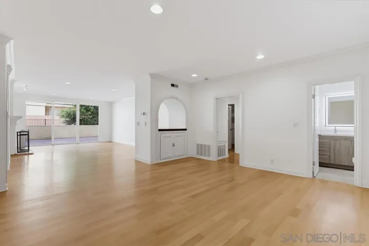 1520 Camden 106, Los Angeles, California 90025 — photo 4