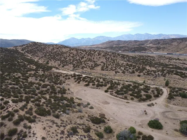 0 Perch, Hesperia, California 92345 — photo 5