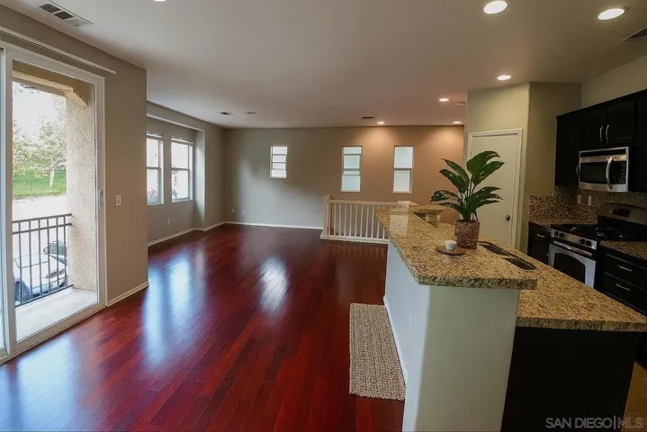 425 S Meadowbrook Dr 124, San Diego, California 92114 — photo 5