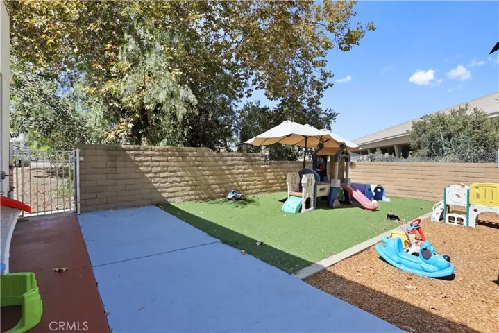 14611 Pipeline, Chino, California 91710 — photo 5
