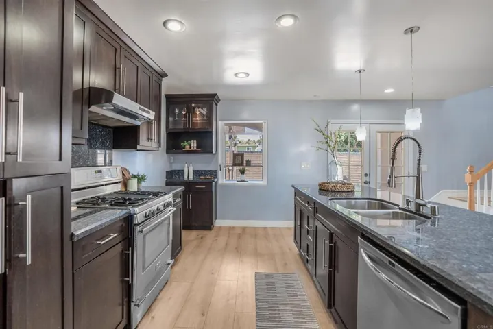 1395 Sheryl Avenue, Chula Vista, California 91911 — photo 4