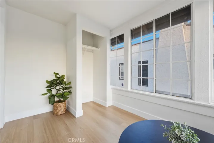 5612 S Rimpau, Los Angeles, California 90043 — photo 4