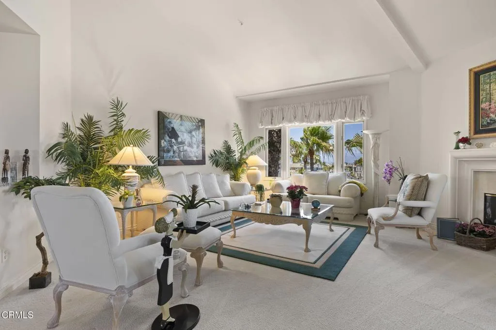 9-web-or-mls-1808Emerald6 9-web-or-mls-1808Emerald6
