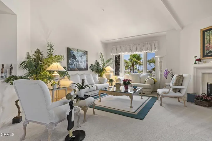 9-web-or-mls-1808Emerald6