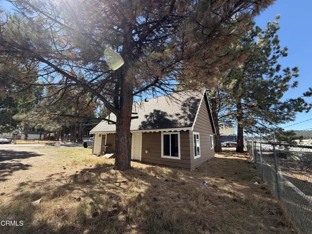 345 W Fairway Boulevard, Big Bear, California 92314 — photo 4