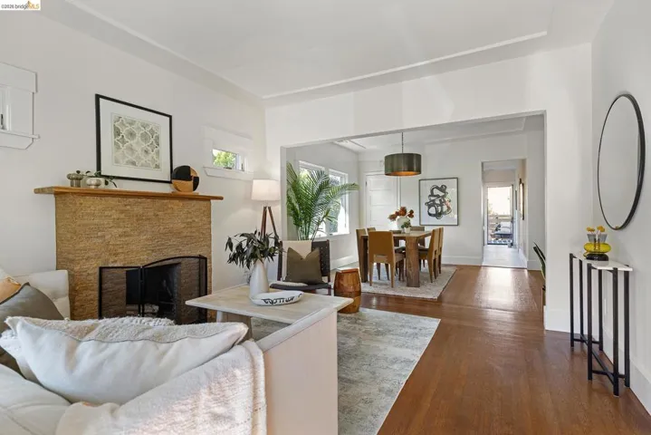 5377 Bryant Ave, Oakland, California 94618 — photo 4