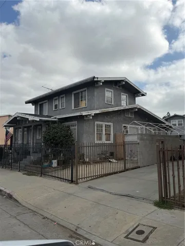 310 E 81st, Los Angeles, California 90003 — photo 5