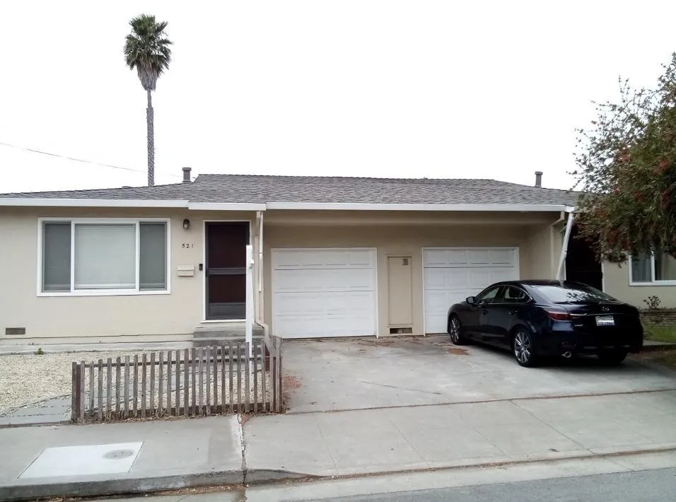 521 Darwin St