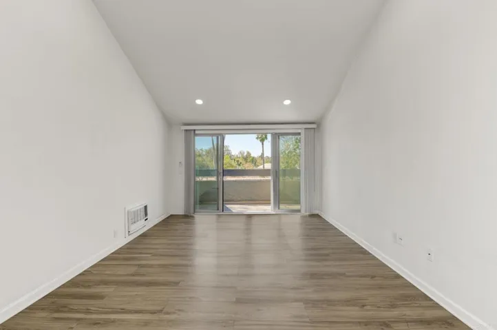 1350 N Escondido Blvd 44, Escondido, California 92026 — photo 4