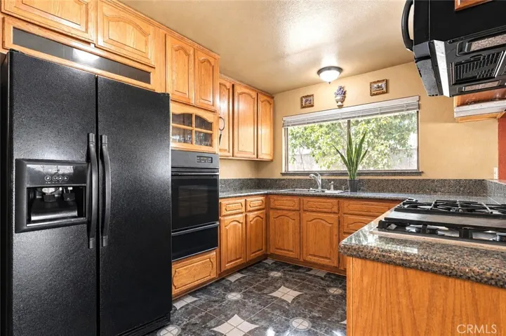 5925 Fuller Court, Riverside, California 92504 — photo 4
